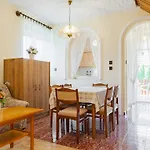 Daisy 1 By Interhome Appartement *