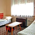 Daisy 1 By Interhome Appartement *