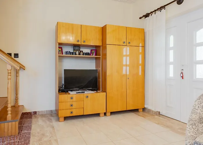 Apartment Daisy 1 By Interhome *