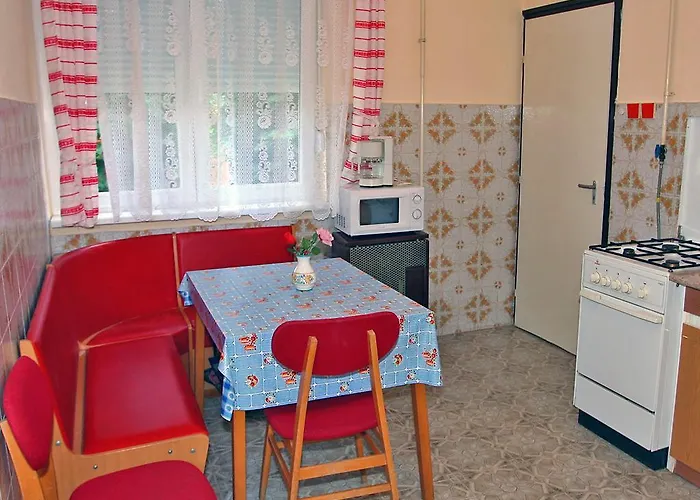 Daisy 1 By Interhome Apartment