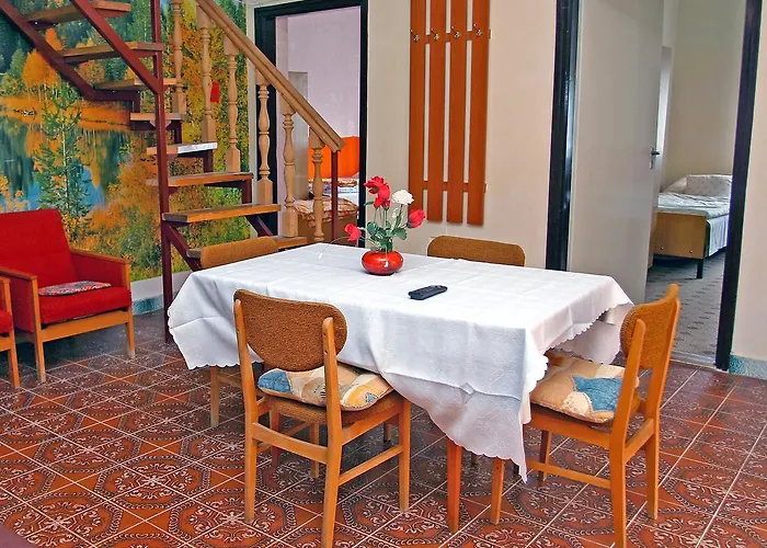 Apartment Daisy 1 By Interhome